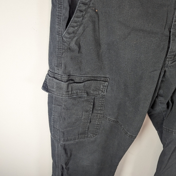 Y2K Wrangler relaxed fit Carpenter cargo pant 34x27 men's outdoor rugged pants - Picture 4 of 6